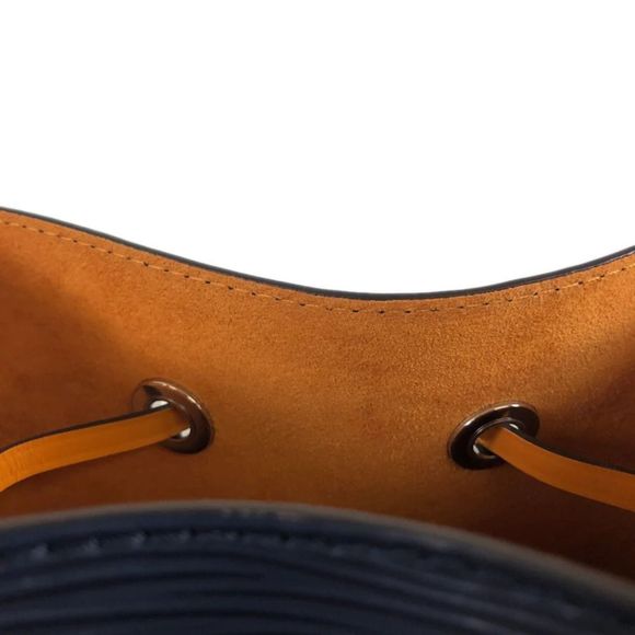 Louis Vuitton NeoNoe BB Shoulder Bag - Picture 14 of 16